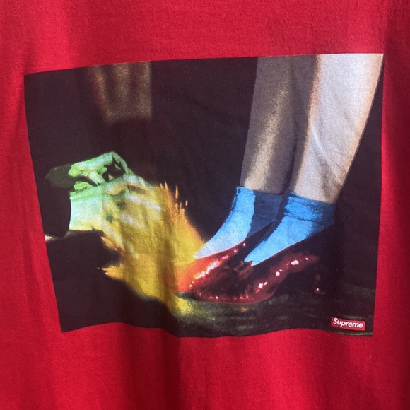 Supreme Dorothy Tee - Picture 2 of 5